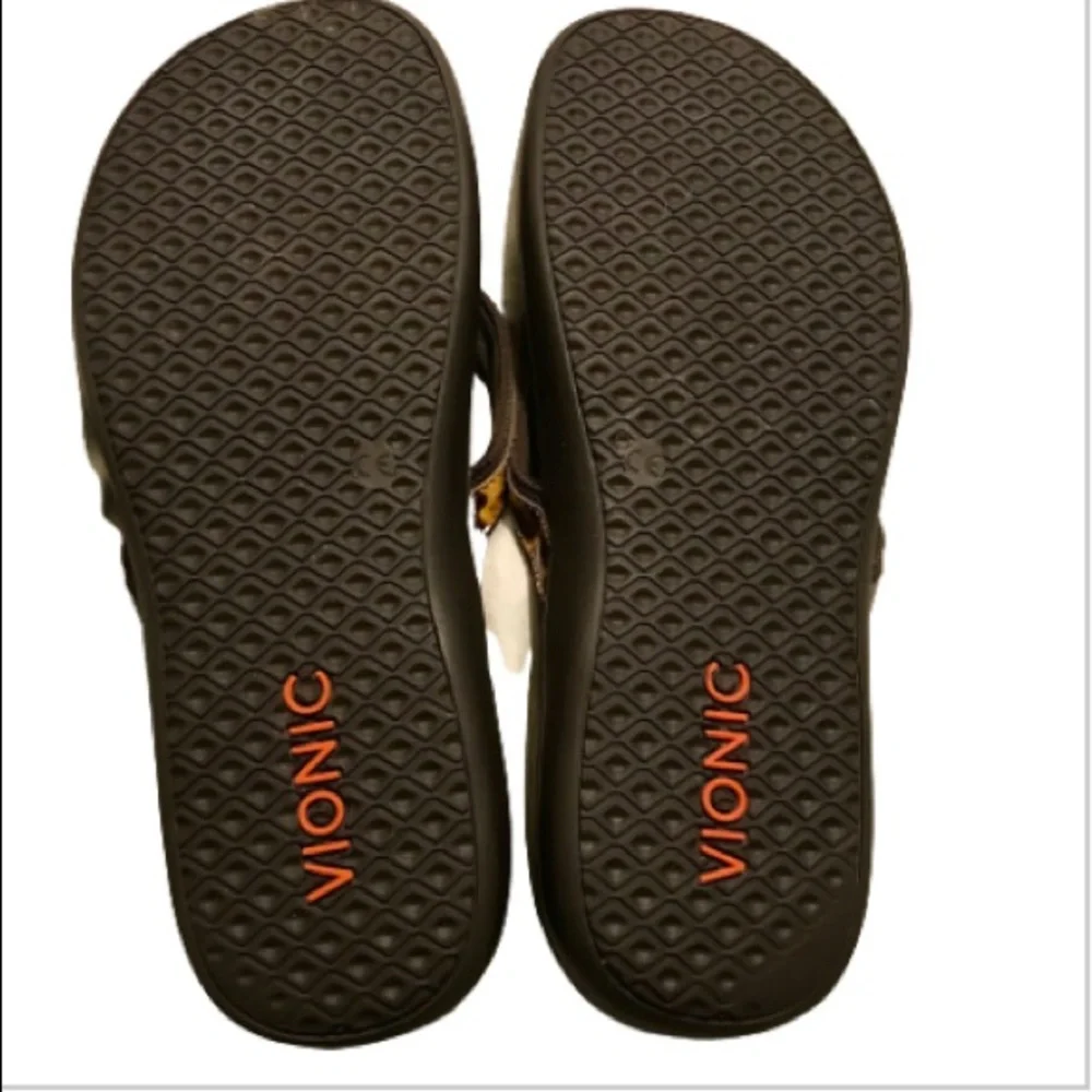 Vionic Tide II Brown Leopard Flip Flop Sandals 10 - Picture 3 of 4